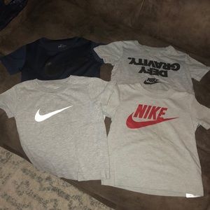 Nike T-Shirts (4)